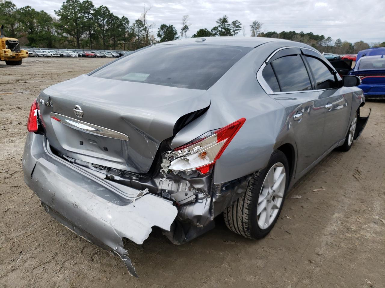 Photo 4 from auction – 2009 NISSAN MAXIMA S with VIN 1N4AA51E09C844467