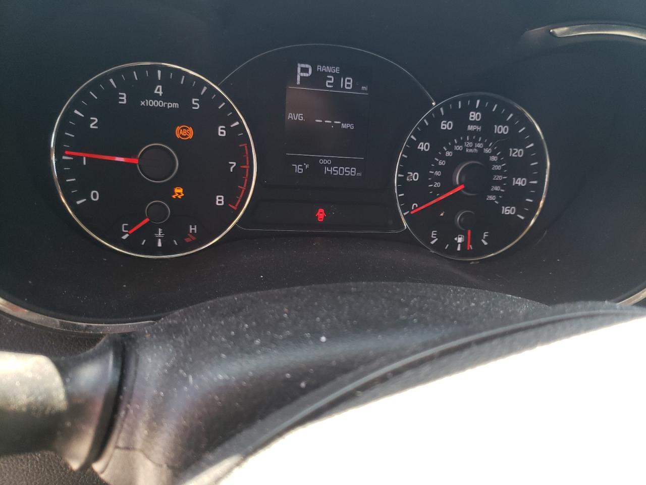 Photo 8 from auction – 2017 KIA FORTE LX with VIN 3KPFK4A77HE084909