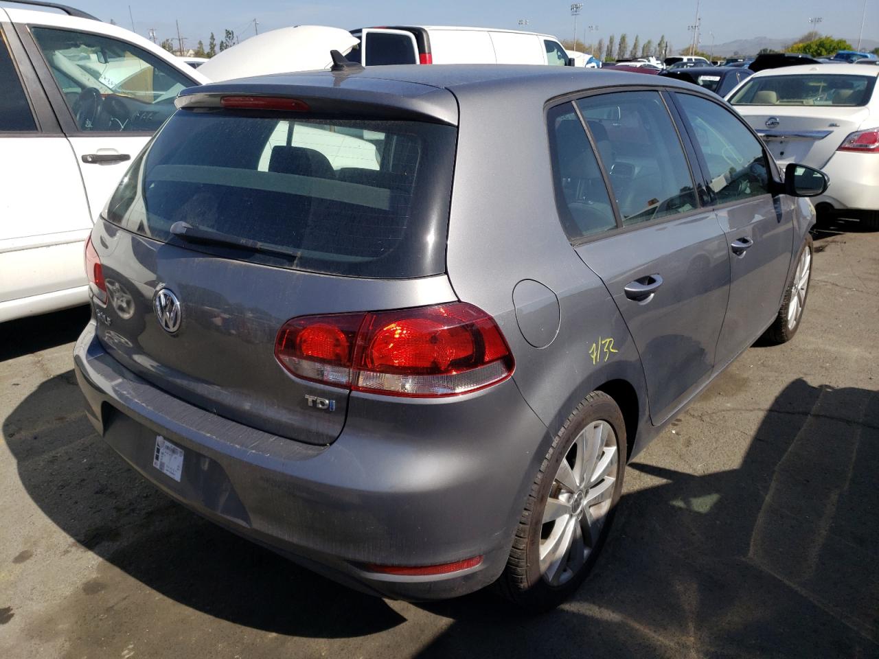 Photo 4 from auction – 2014 VOLKSWAGEN GOLF with VIN WVWNM7AJ9EW008967