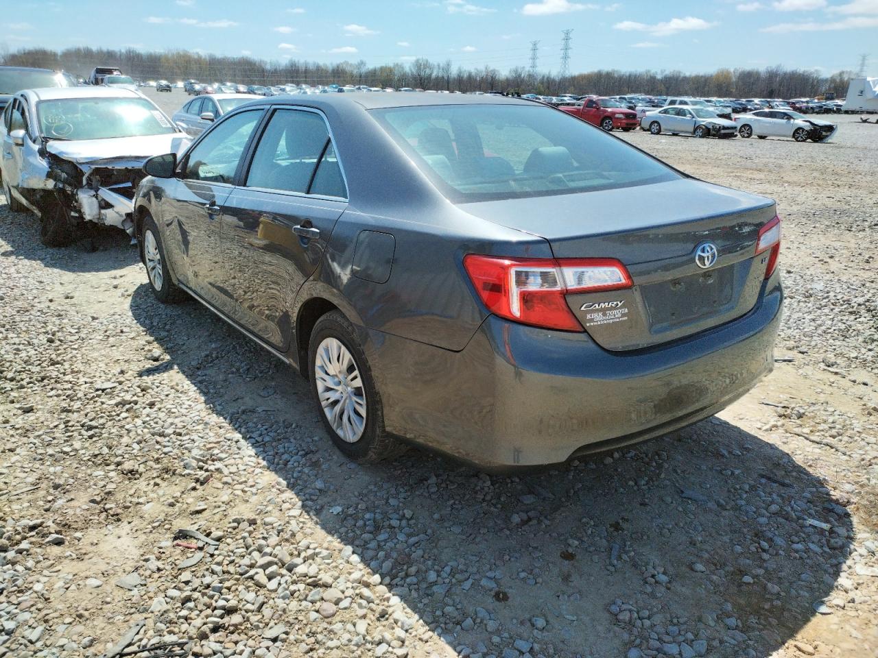Photo 3 from auction – 2014 TOYOTA CAMRY L with VIN 4T4BF1FK3ER369202