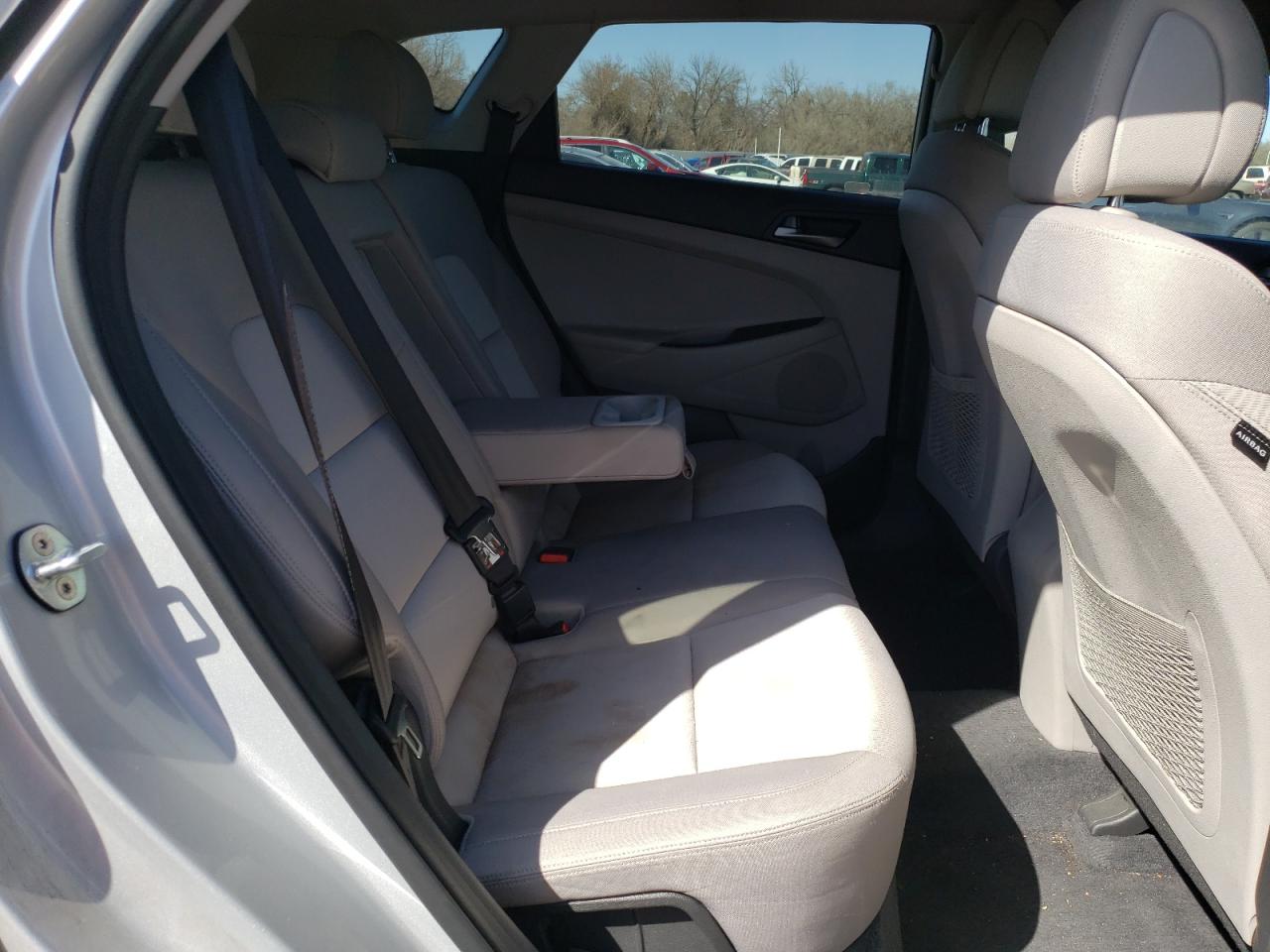 Photo 6 from auction – 2016 HYUNDAI TUCSON LIM with VIN KM8J33A49GU139699