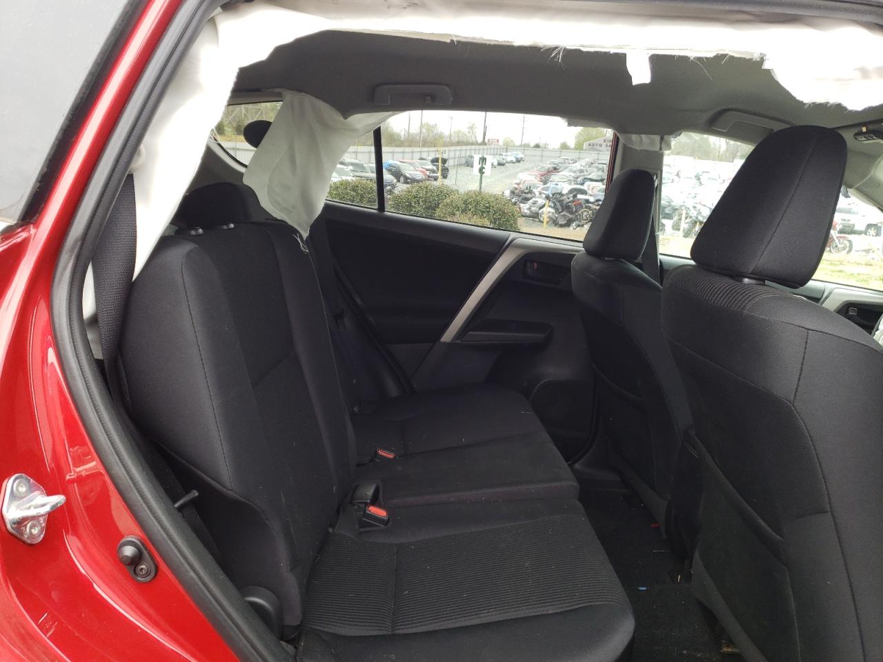 Photo 6 from auction – 2016 TOYOTA RAV4 LE with VIN 2T3ZFREV7GW242689