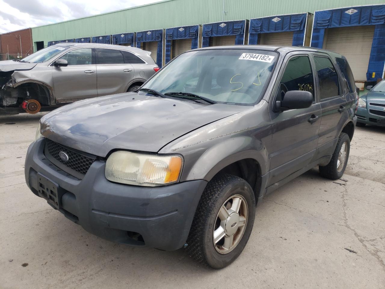 Photo 2 from auction – 2004 FORD ESCAPE XLS with VIN 1FMYU92104KA22040