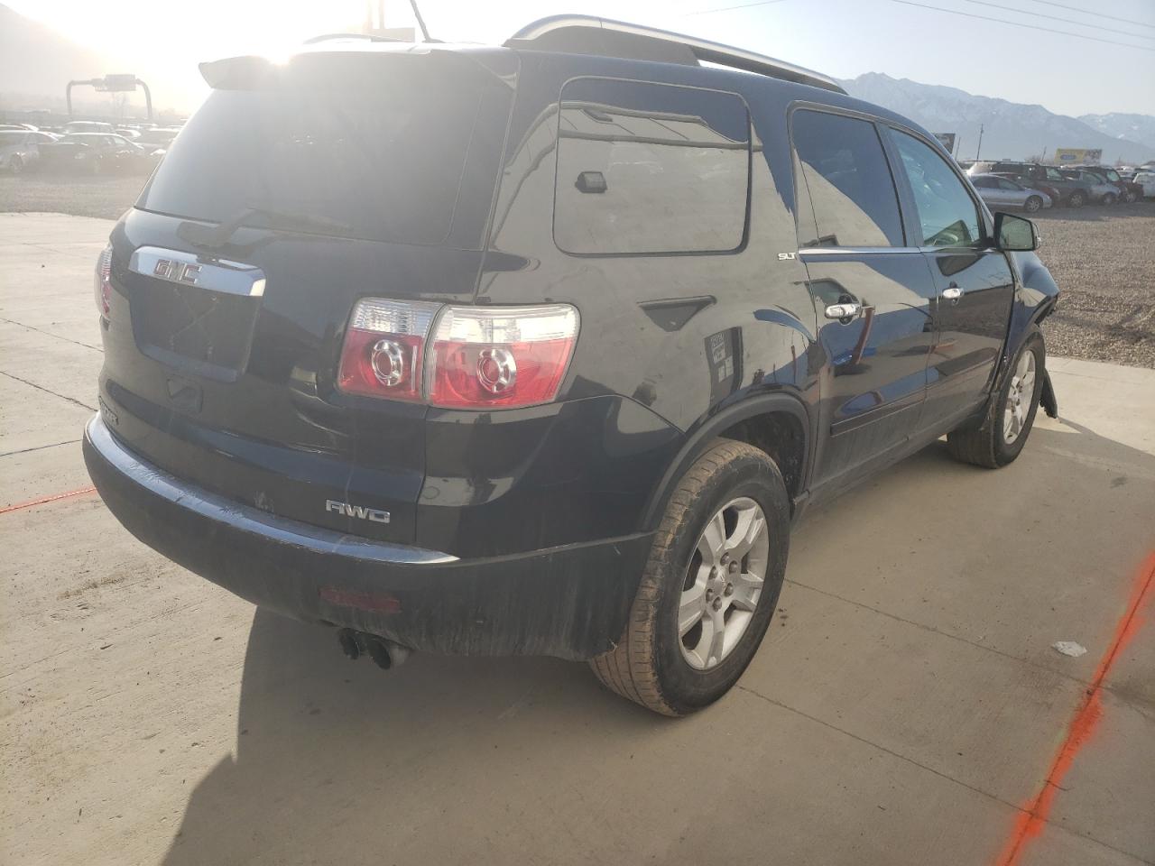 Photo 4 from auction – 2009 GMC ACADIA SLT with VIN 1GKEV23D39J138192