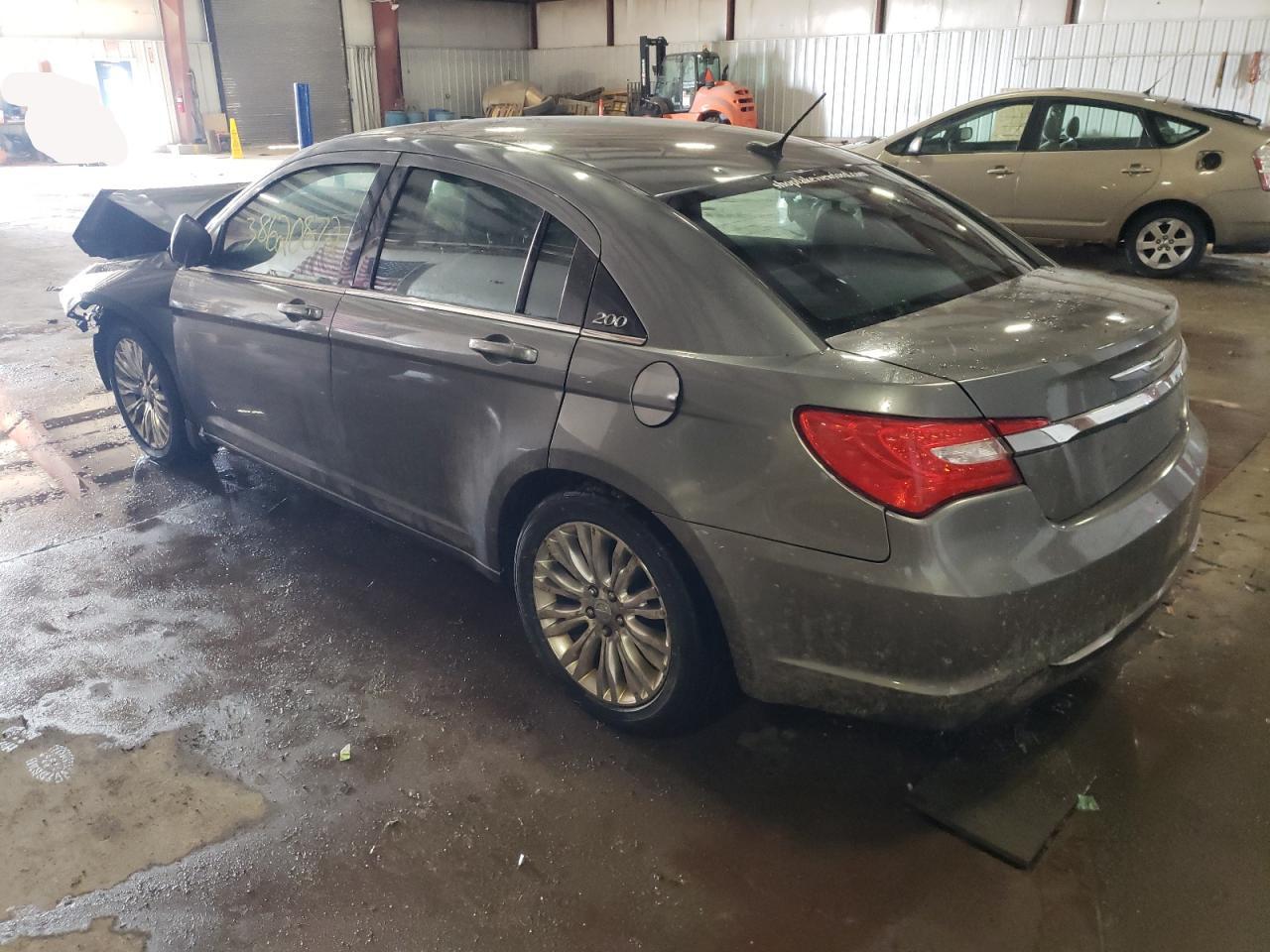 Photo 3 from auction – 2012 CHRYSLER 200 LX with VIN 1C3CCBAB8CN248945