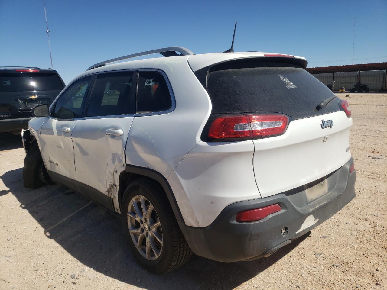 Photo 3 from auction – 2017 JEEP CHEROKEE L with VIN 1C4PJLCB3HW548500