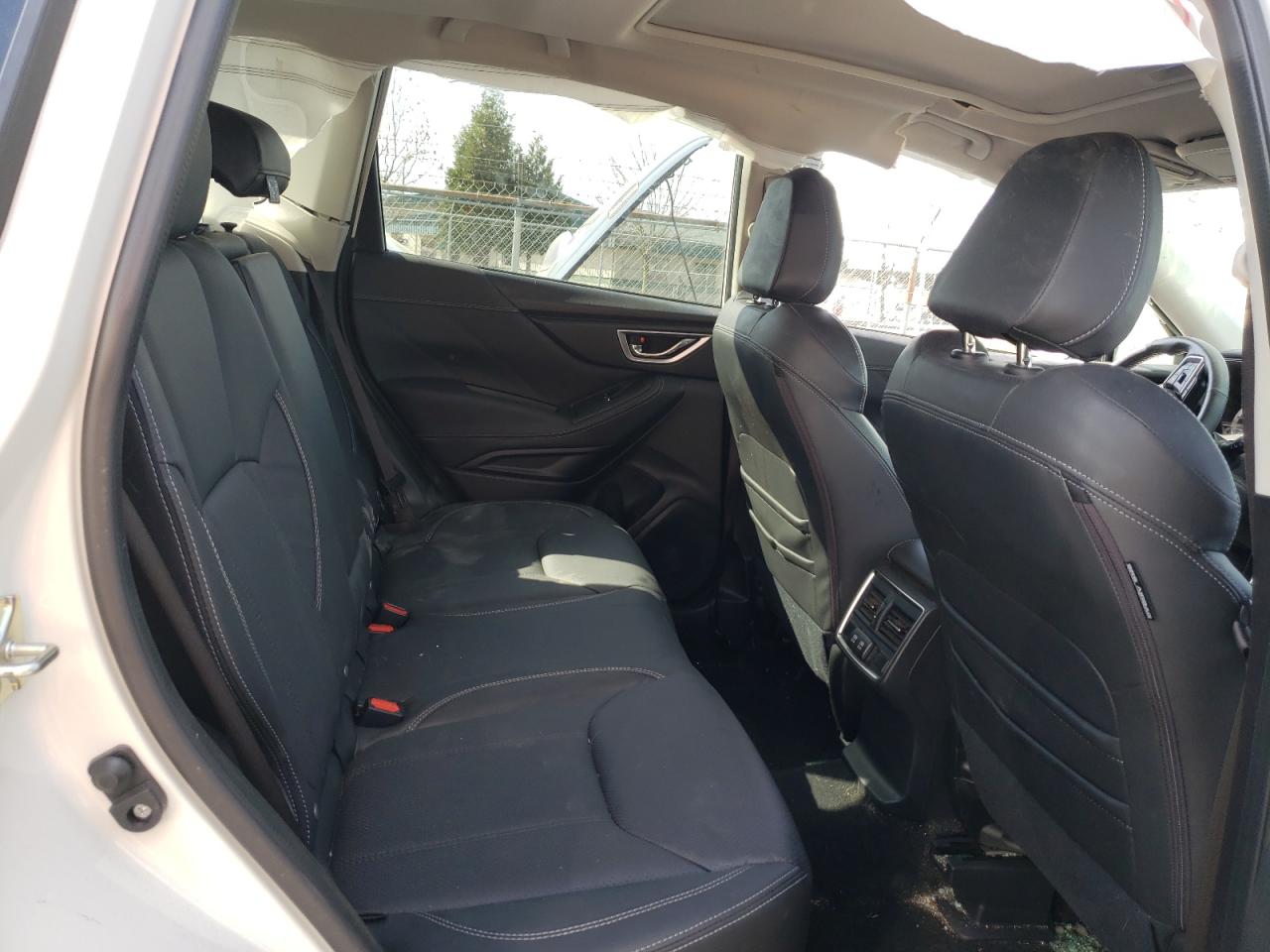 Photo 6 from auction – 2019 SUBARU FORESTER L with VIN JF2SKAUC3KH484975