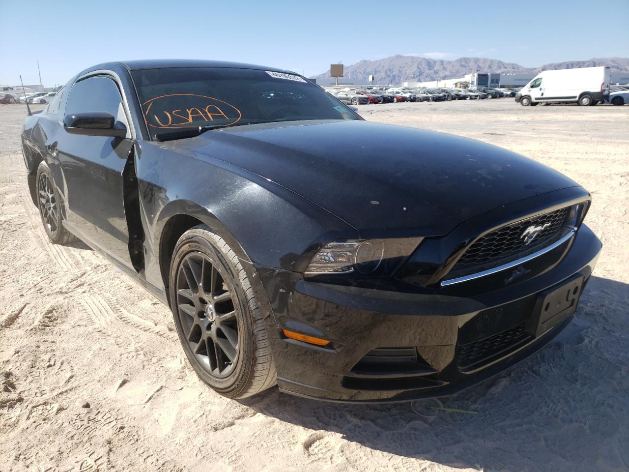 FORD MUSTANG 2014 with VIN 1ZVBP8AM4E5235870 - Photo from auction