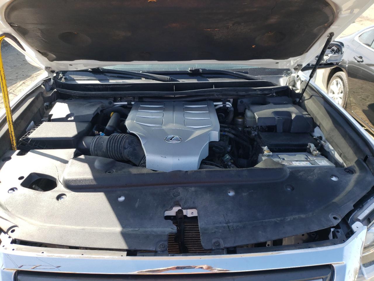 Photo 7 from auction – 2015 LEXUS GX 460 PRE with VIN JTJJM7FX8F5113774