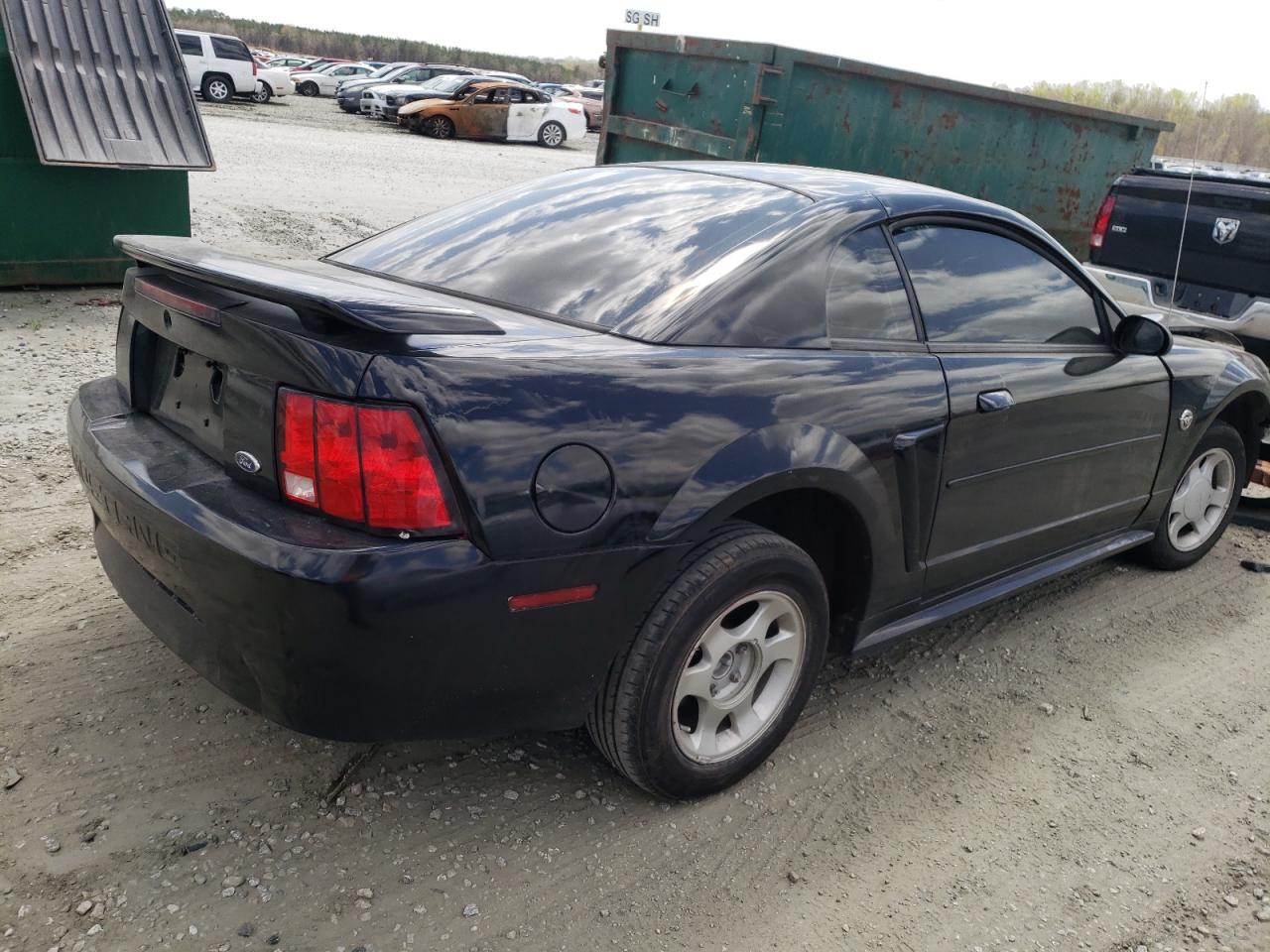 Photo 4 from auction – 2004 FORD MUSTANG with VIN 1FAFP40614F172404