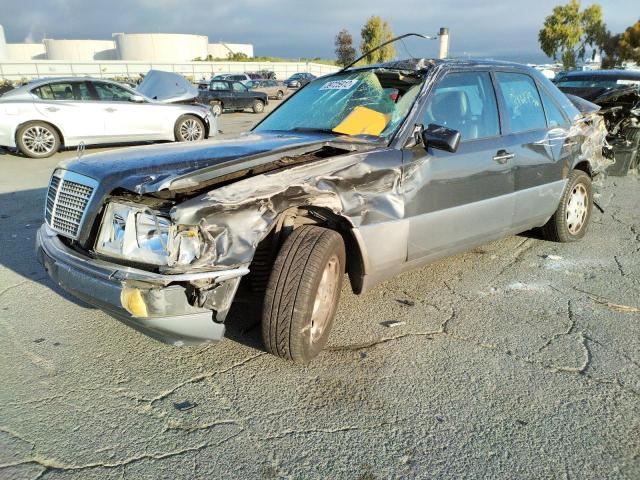 Photo 2 from auction – 1995 MERCEDES-BENZ E 320 BASE with VIN WDBEA32E4SC188387