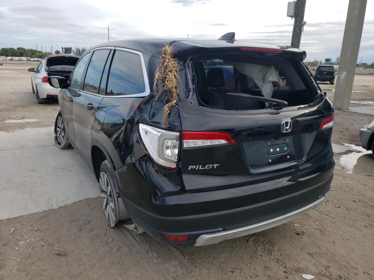 Photo 3 from auction – 2021 HONDA PILOT EXL with VIN 5FNYF5H5XMB038812