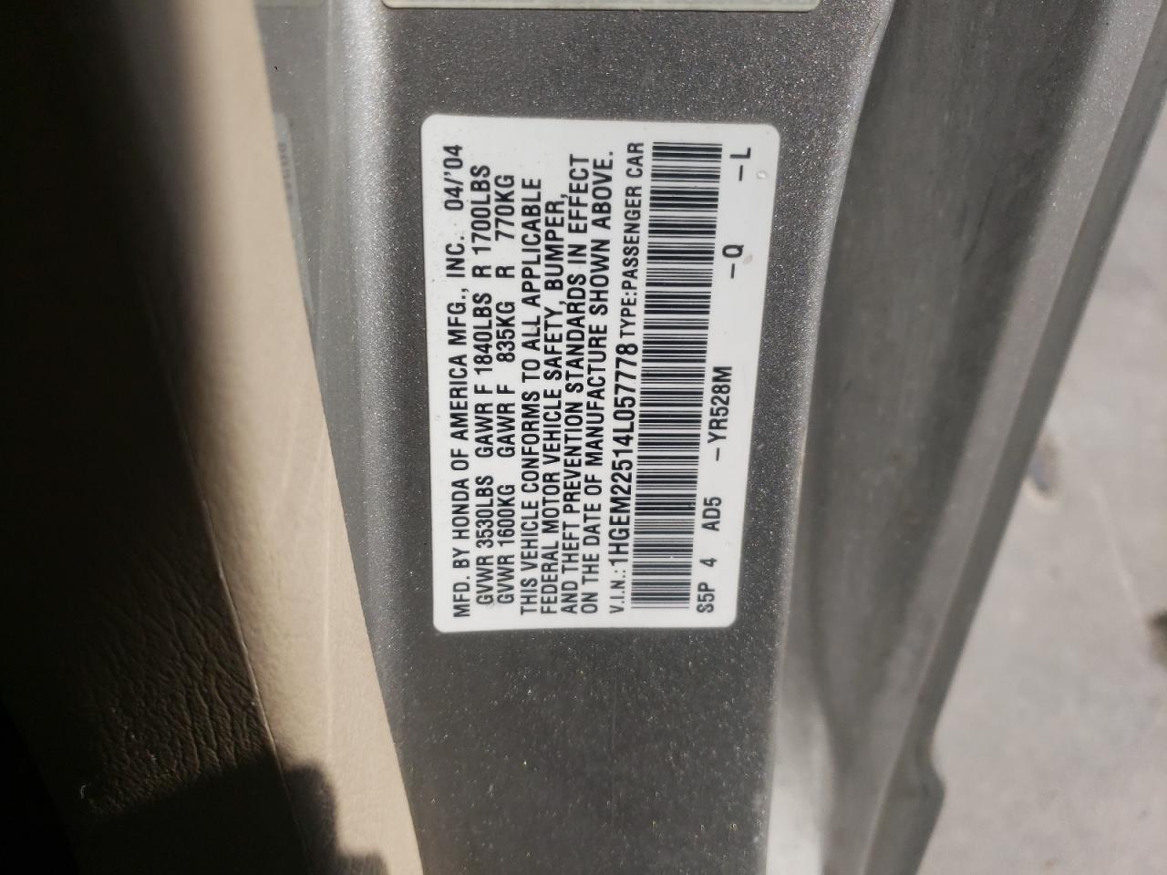 Photo 10 from auction – 2004 HONDA CIVIC LX with VIN 1HGEM22514L057778