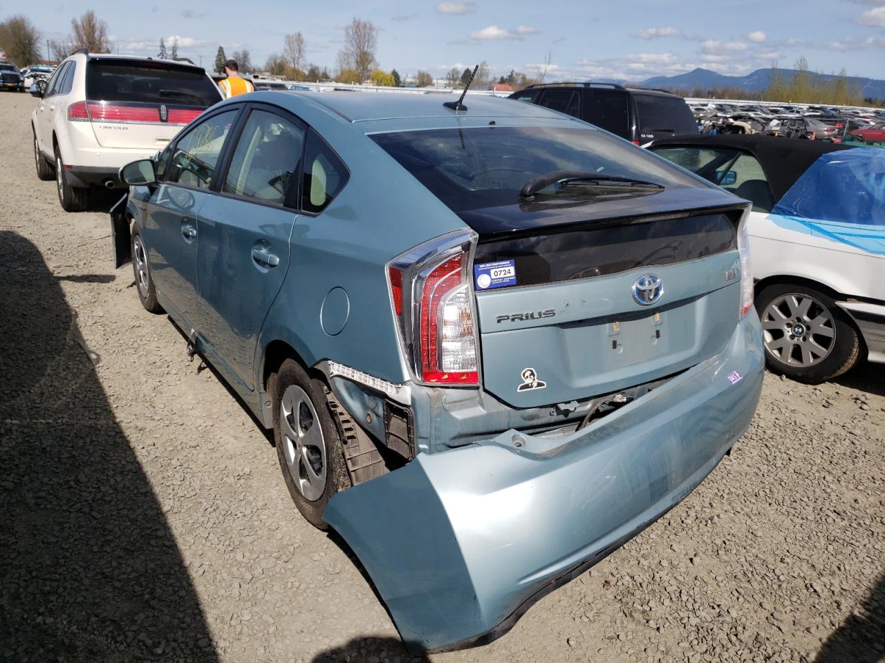 Photo 3 from auction – 2015 TOYOTA PRIUS with VIN JTDKN3DUXF1898568