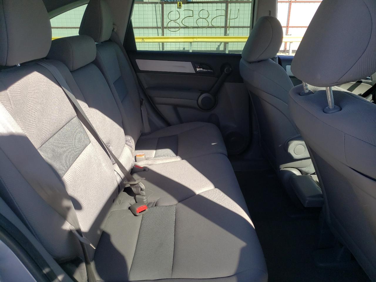 Photo 6 from auction – 2011 HONDA CR-V LX with VIN 5J6RE3H33BL056261