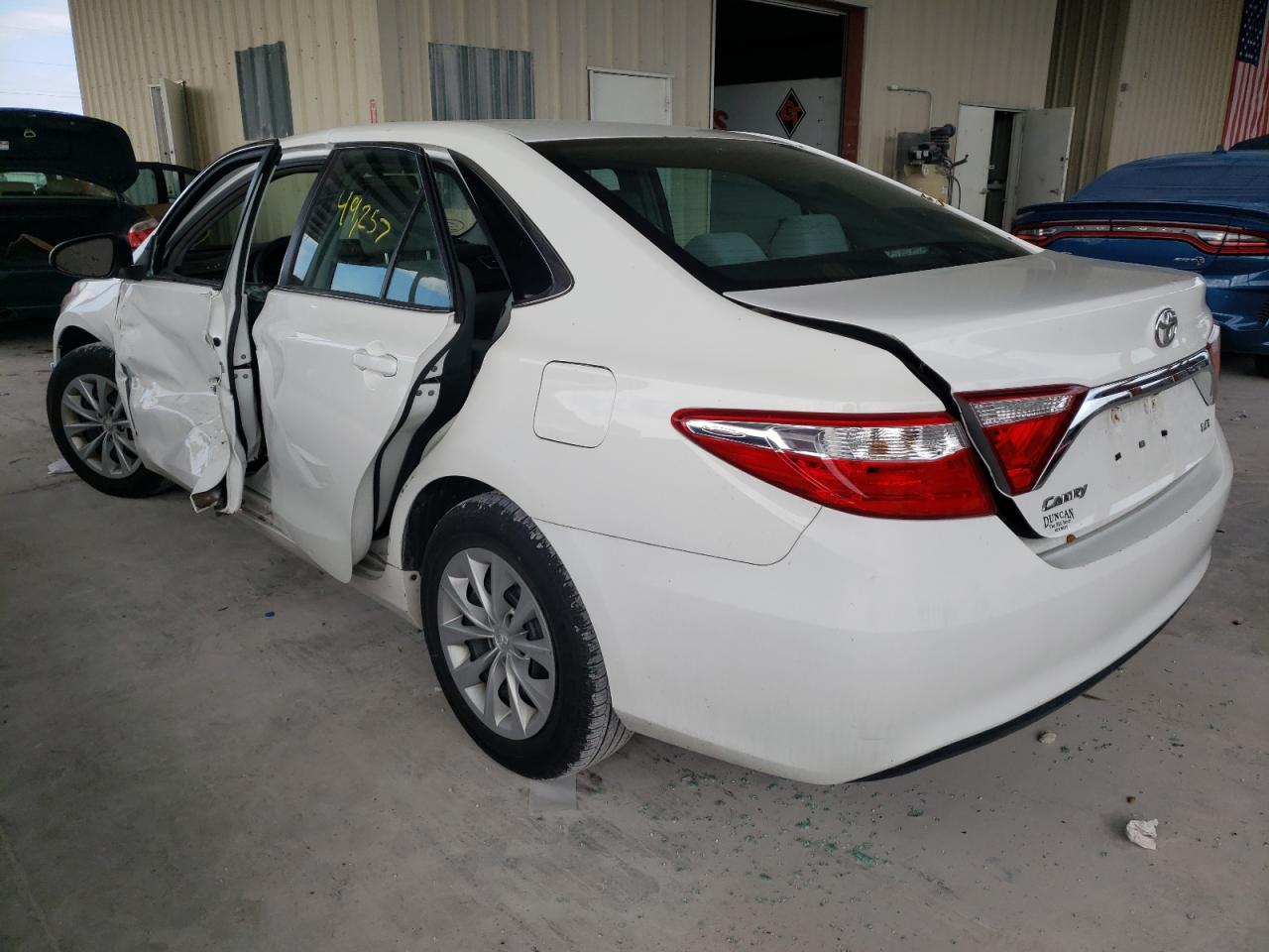 Photo 3 from auction – 2017 TOYOTA CAMRY LE with VIN 4T1BF1FKXHU357756