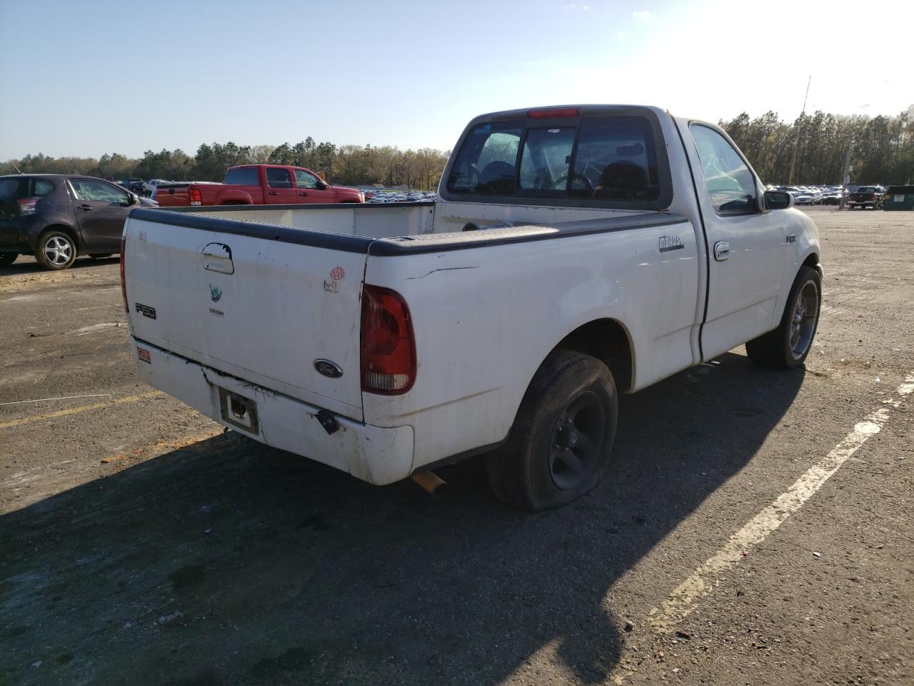 Photo 4 from auction – 1999 FORD F150 with VIN 2FTZF1724XCA96639