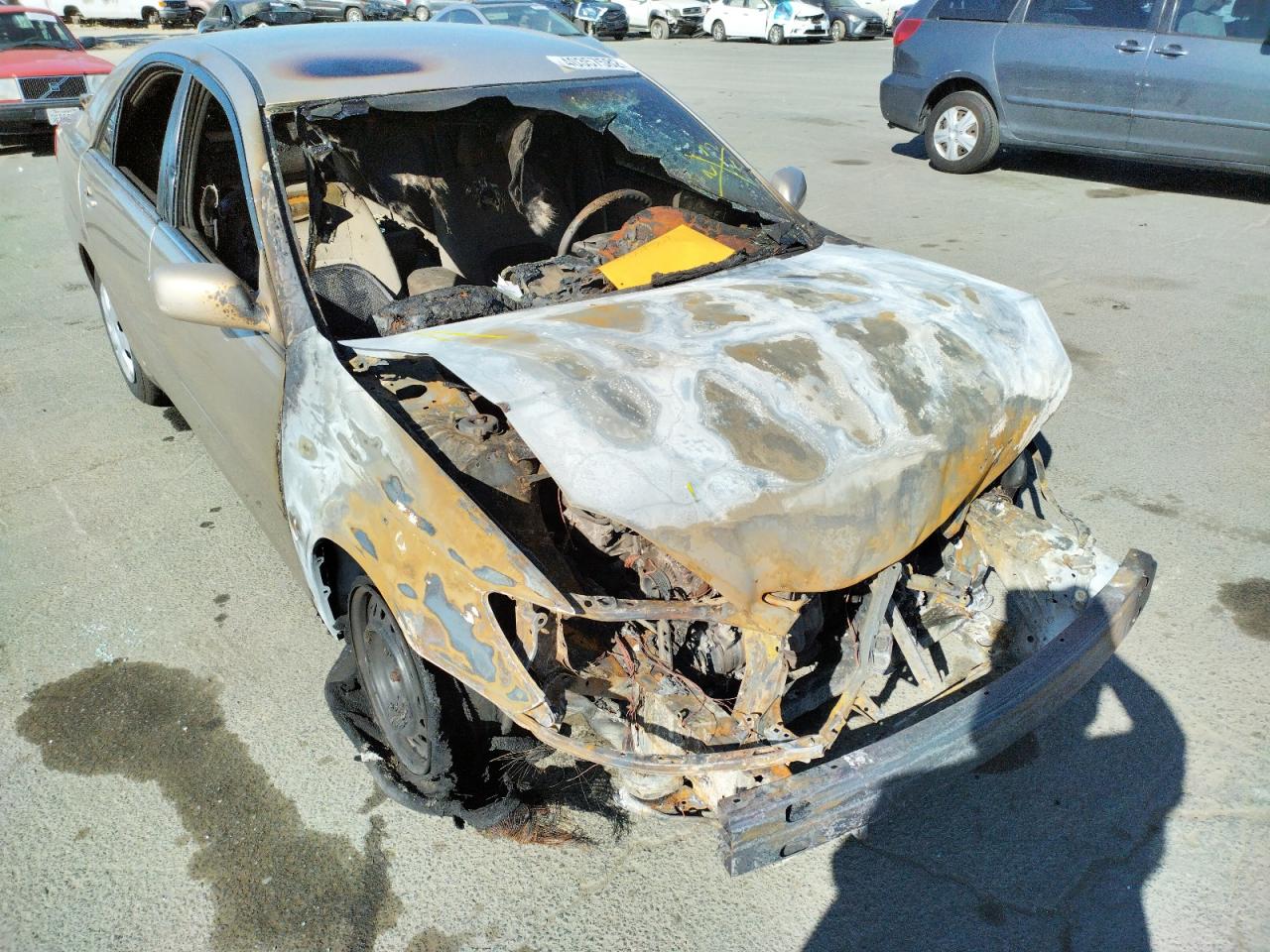 Photo 9 from auction – 2003 TOYOTA CAMRY LE with VIN 4T1BE32K63U695345