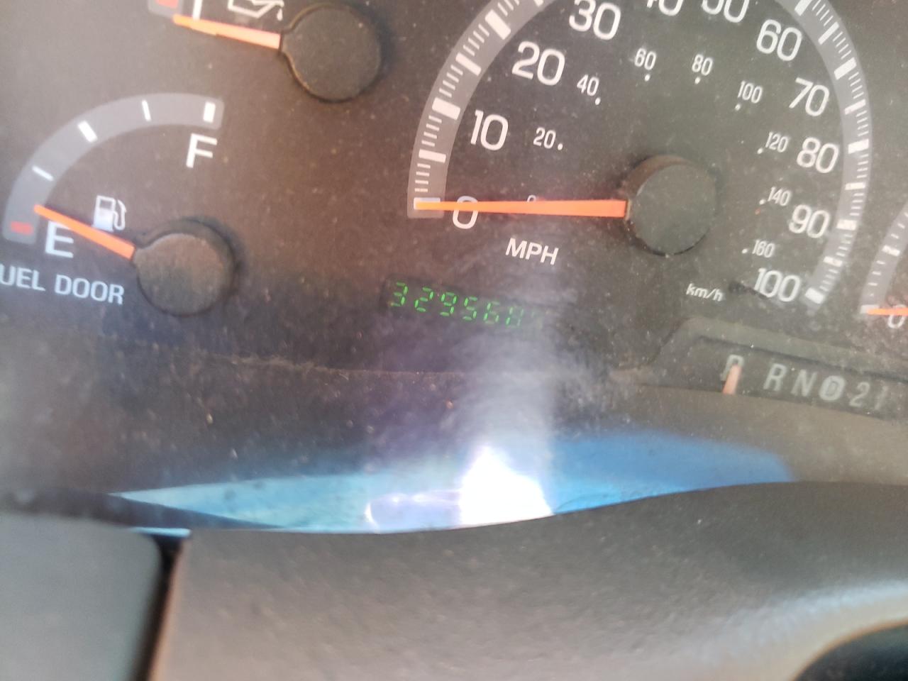Photo 8 from auction – 2003 FORD F150 SUPER with VIN 1FTRW08L13KC79908