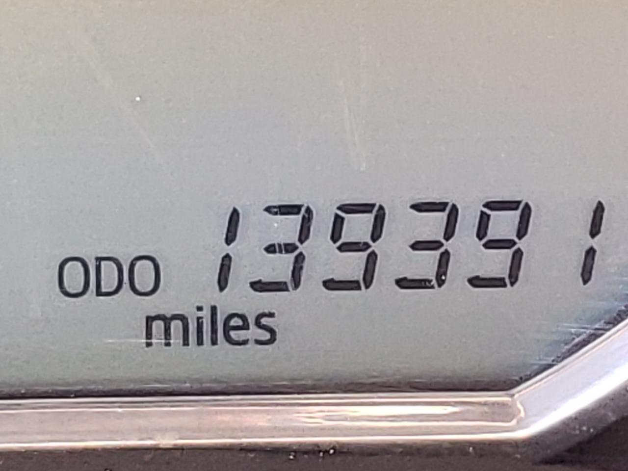 Photo 8 from auction – 2015 TOYOTA COROLLA L with VIN 5YFBURHE7FP268589