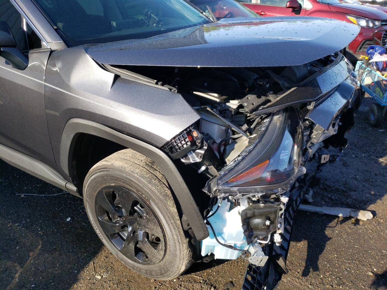 Photo 9 from auction – 2020 TOYOTA RAV4 LE with VIN 2T3H1RFV5LC041670