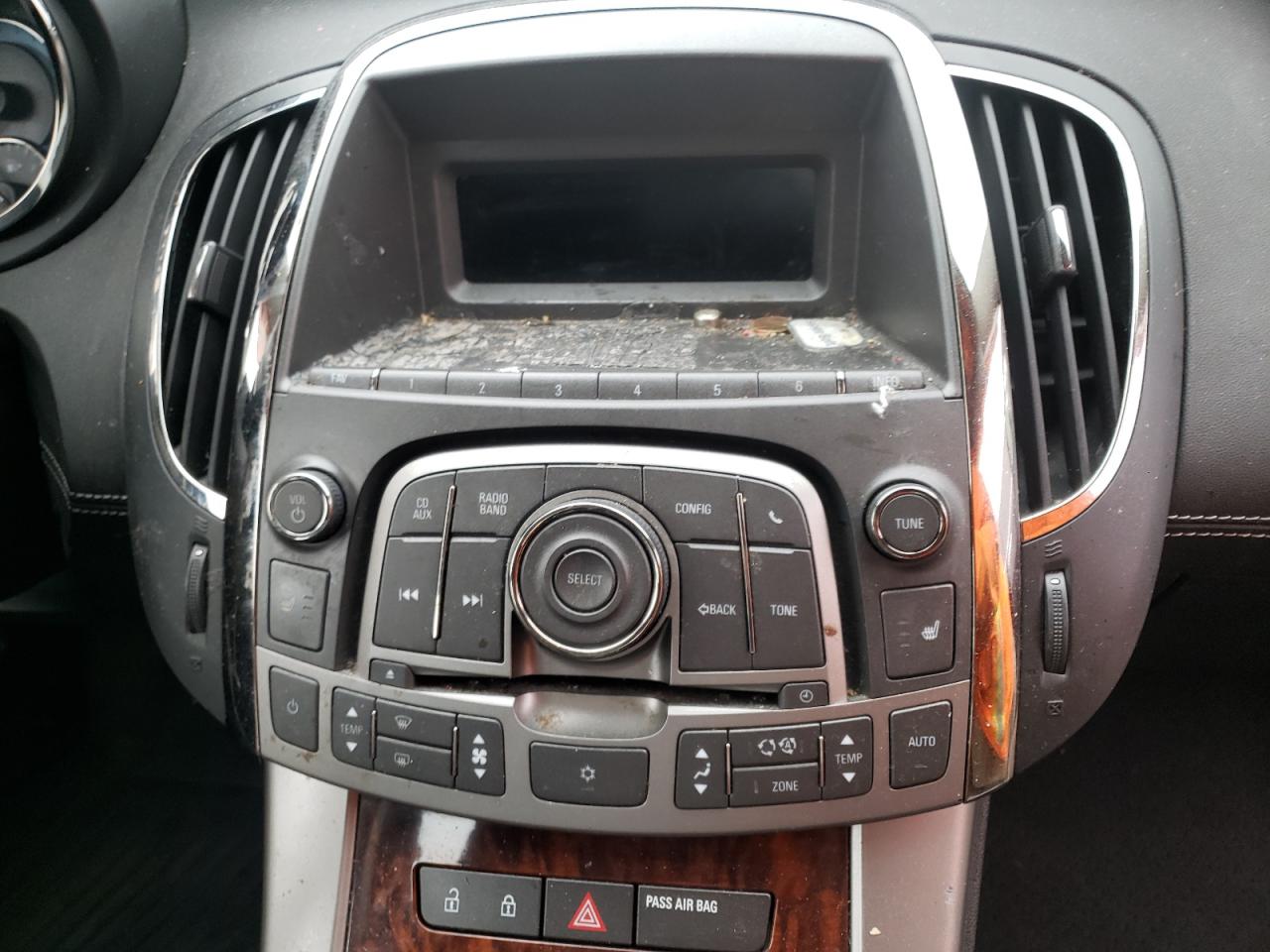 Zdjęcie 9 z aukcji – 2011 BUICK LACROSSE C z VIN 1G4GC5EDXBF221342