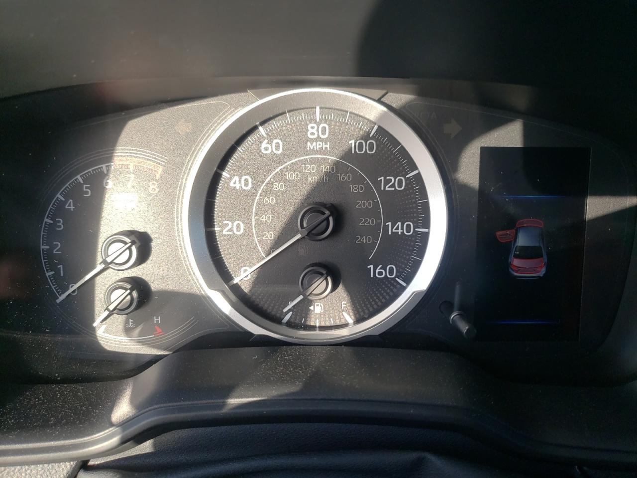 Photo 8 from auction – 2022 TOYOTA COROLLA LE with VIN 5YFEPMAE1NP303398