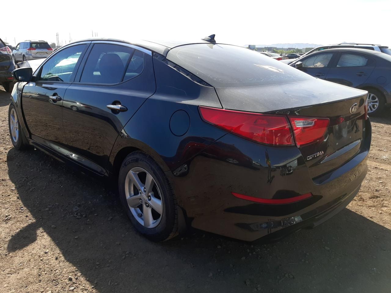 Photo 3 from auction – 2015 KIA OPTIMA LX with VIN 5XXGM4A77FG384033