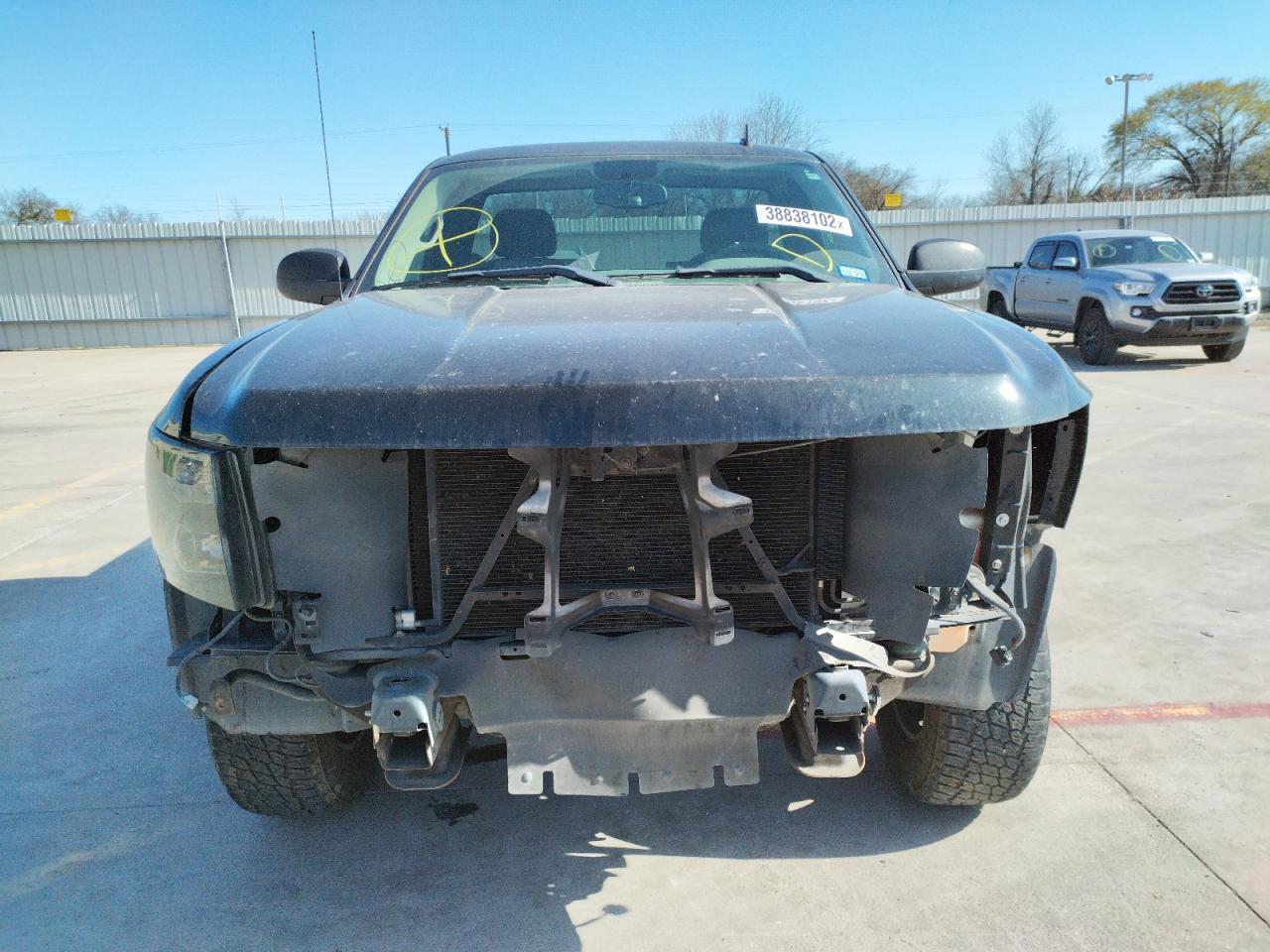 Photo 9 from auction – 2008 CHEVROLET SILVERADO with VIN 1GCEC14C38Z280186