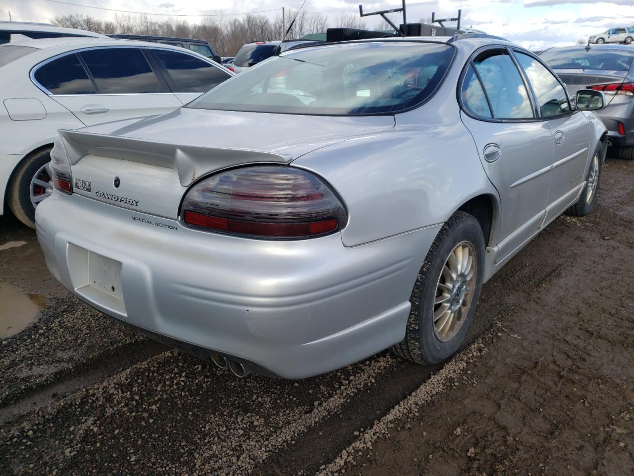 Photo 4 from auction – 2001 PONTIAC GRAND PRIX with VIN 1G2WP52K41F164744