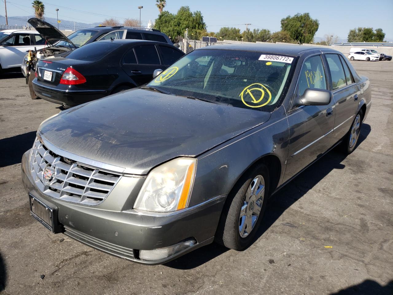 Photo 2 from auction – 2007 CADILLAC DTS with VIN 1G6KD57Y47U179042