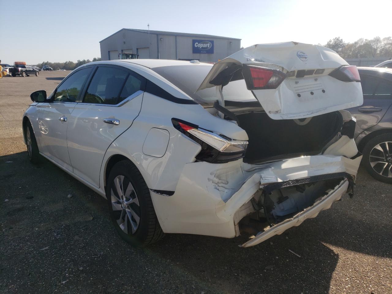Photo 3 from auction – 2019 NISSAN ALTIMA S with VIN 1N4BL4BV1KC200084