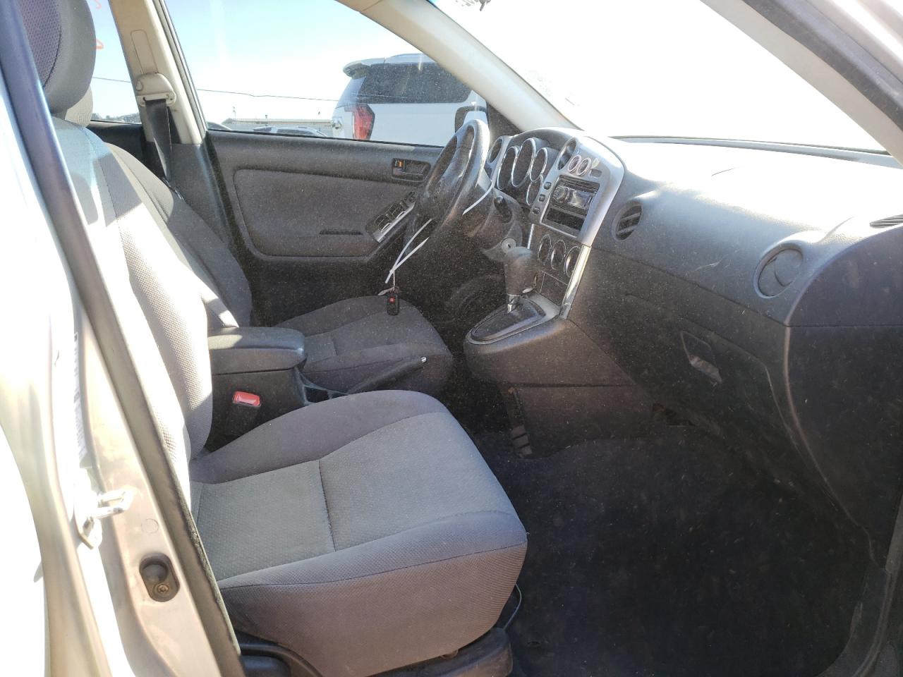Photo 5 from auction – 2004 TOYOTA COROLLA MA with VIN 2T1LR32E74C211026