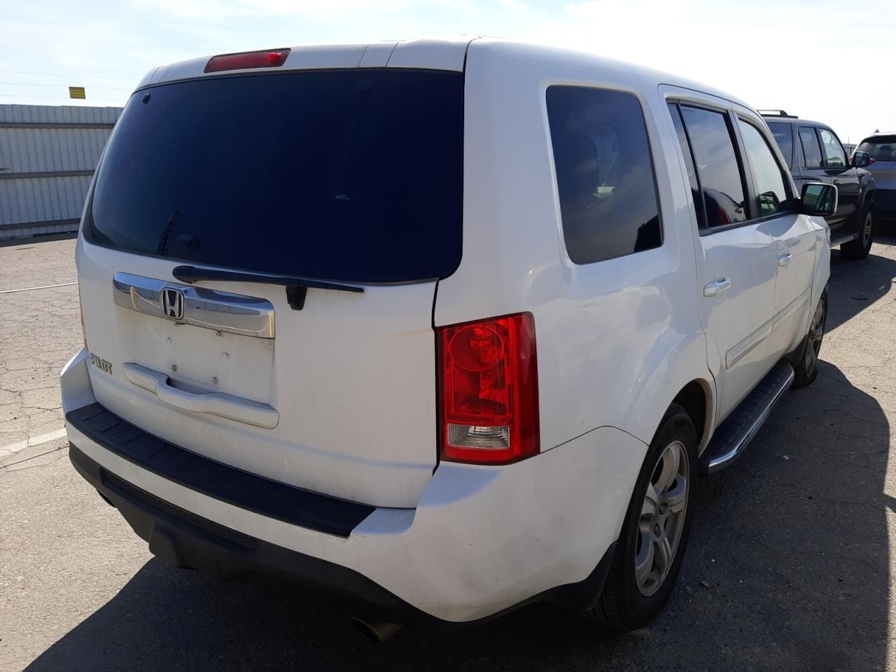 Photo 4 from auction – 2014 HONDA PILOT EXL with VIN 5FNYF3H58EB008147