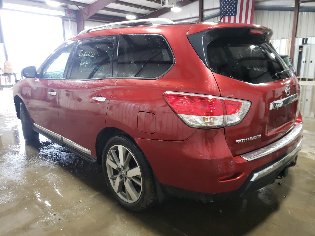 Photo 3 from auction – 2013 NISSAN PATHFINDER with VIN 5N1AR2MM7DC640869