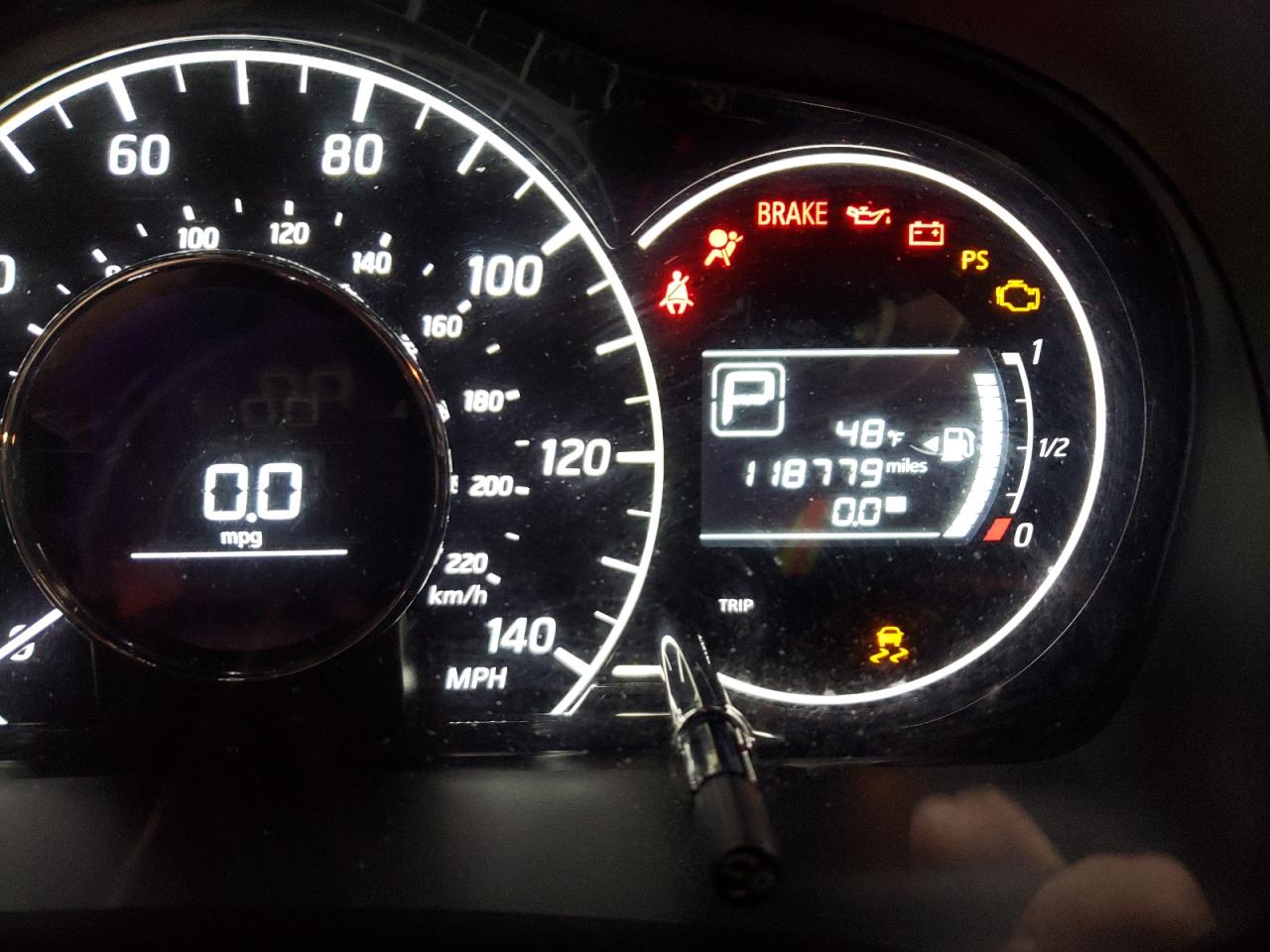 Photo 8 from auction – 2015 NISSAN VERSA NOTE with VIN 3N1CE2CP7FL431677