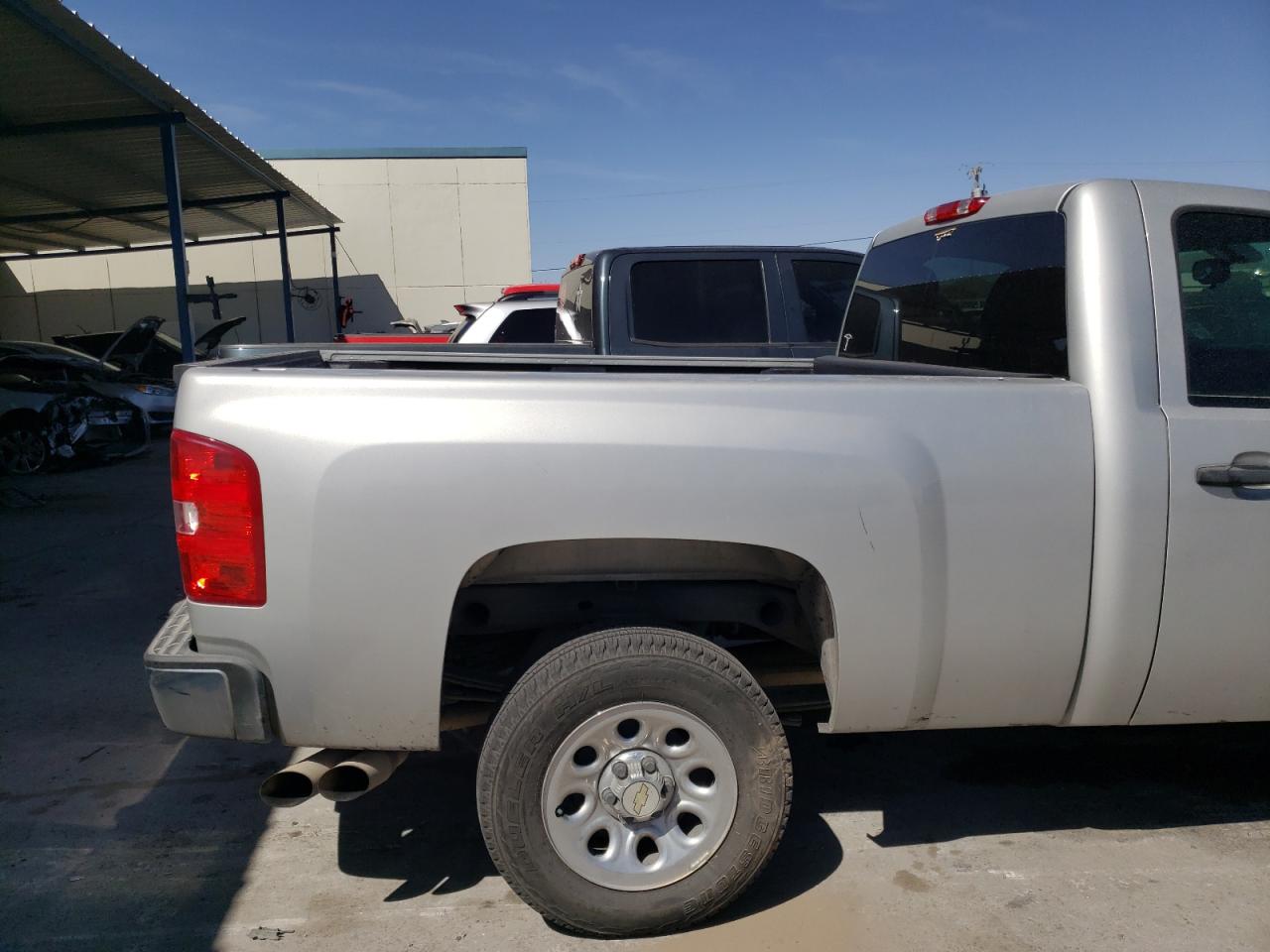 Photo 6 from auction – 2011 CHEVROLET SILVERADO with VIN 1GCNCPEA1BZ270859