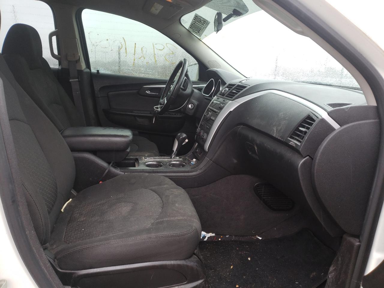 Photo 5 from auction – 2012 CHEVROLET TRAVERSE L with VIN 1GNKRGED7CJ130883