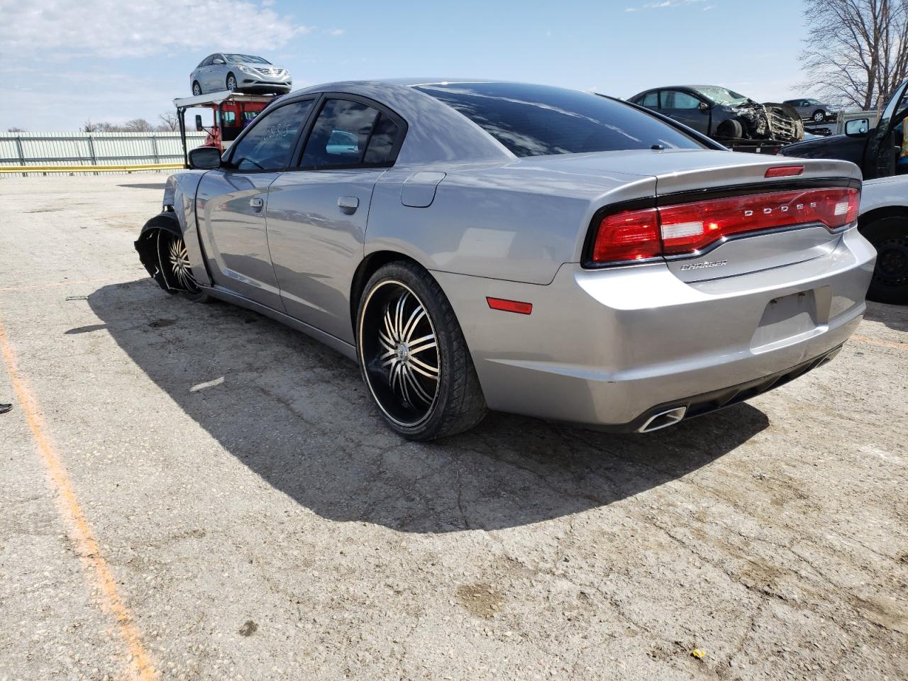 Photo 3 from auction – 2014 DODGE CHARGER SE with VIN 2C3CDXBG3EH198228