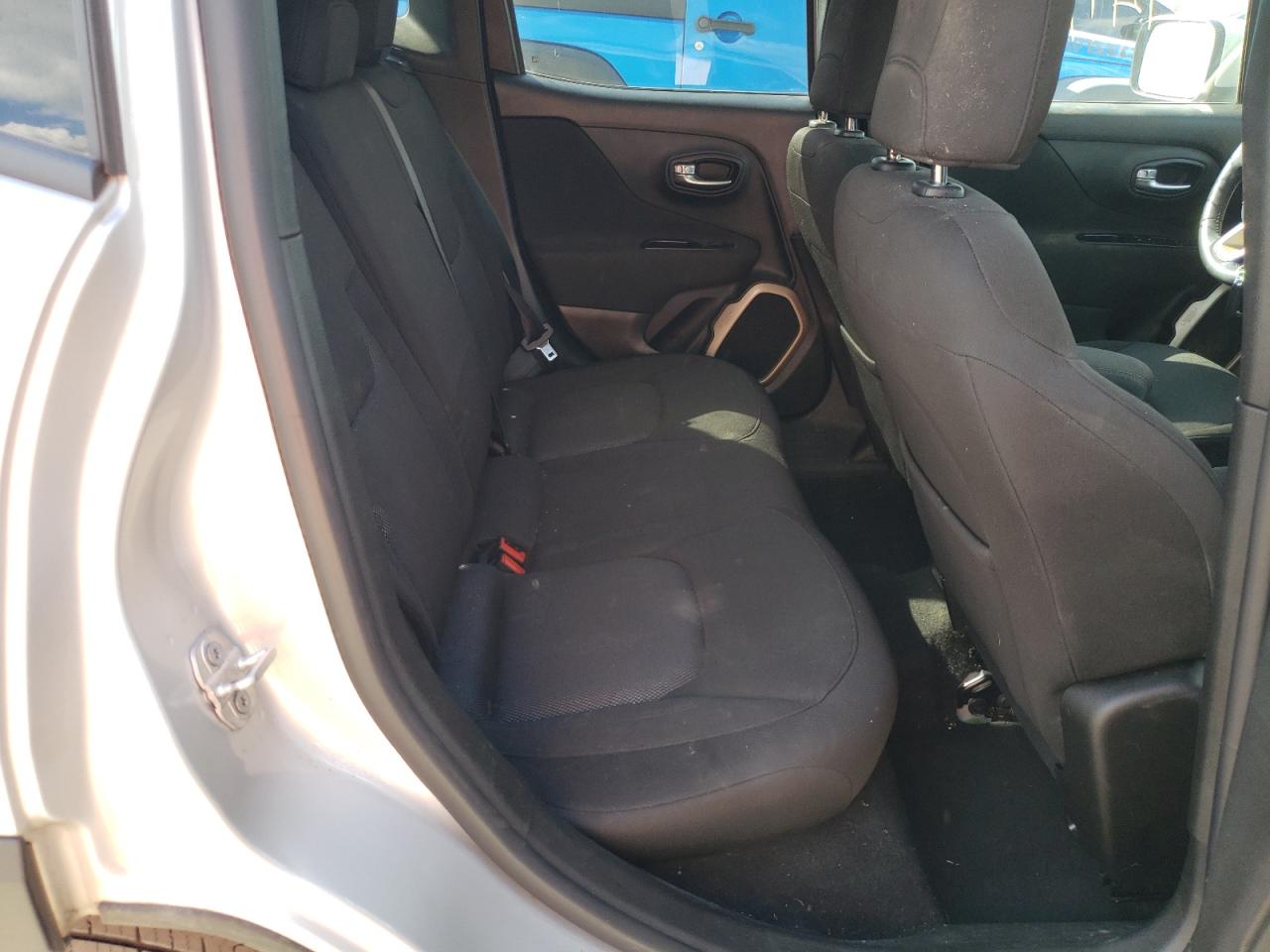 Photo 6 from auction – 2017 JEEP RENEGADE L with VIN ZACCJABB4HPE92309