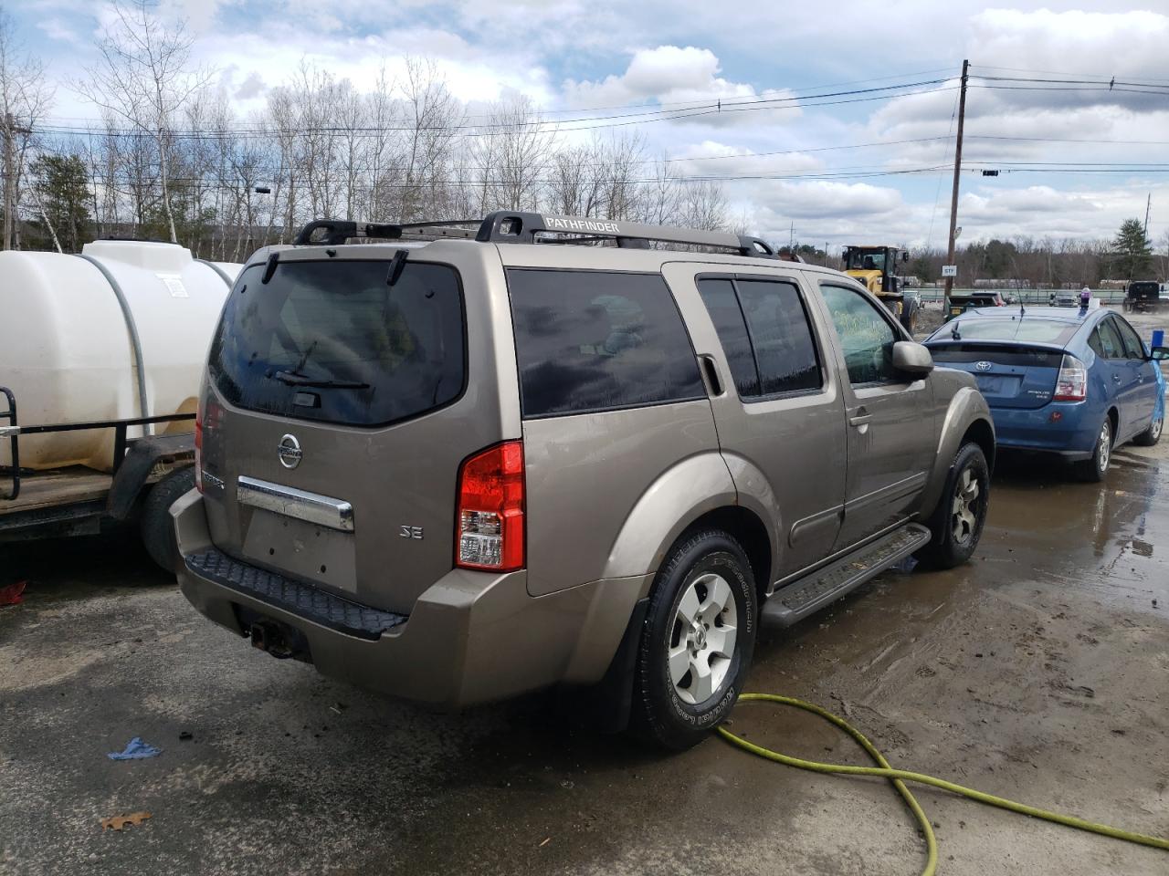 Photo 4 from auction – 2005 NISSAN PATHFINDER with VIN 5N1AR18W95C786262