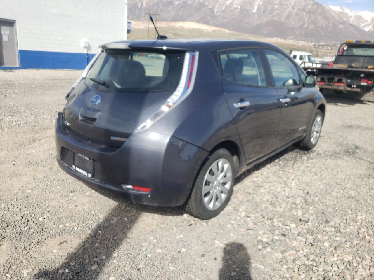 Photo 4 from auction – 2013 NISSAN LEAF S with VIN 1N4AZ0CP6DC417054