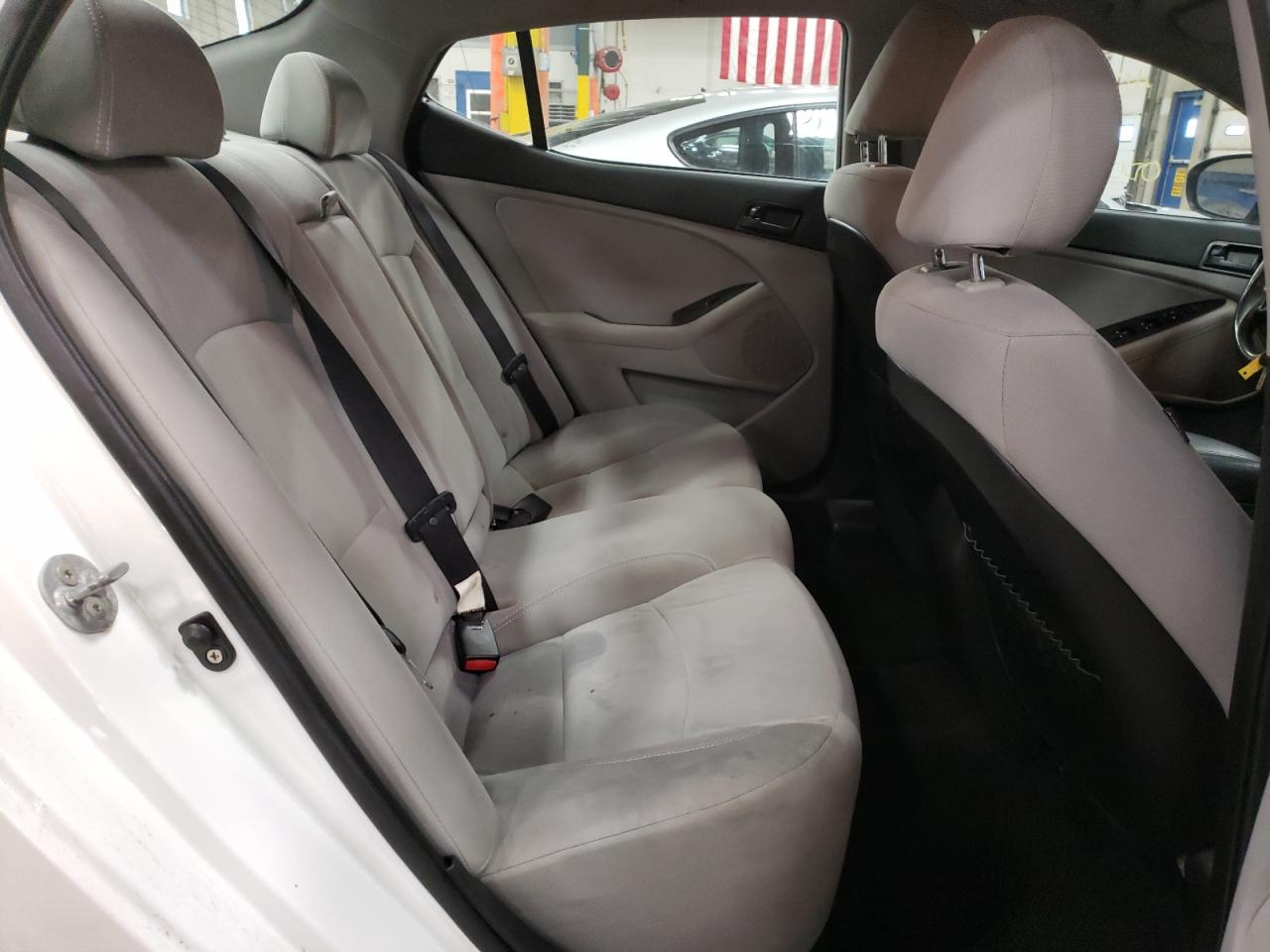 Photo 6 from auction – 2013 KIA OPTIMA LX with VIN KNAGM4A77D5374424