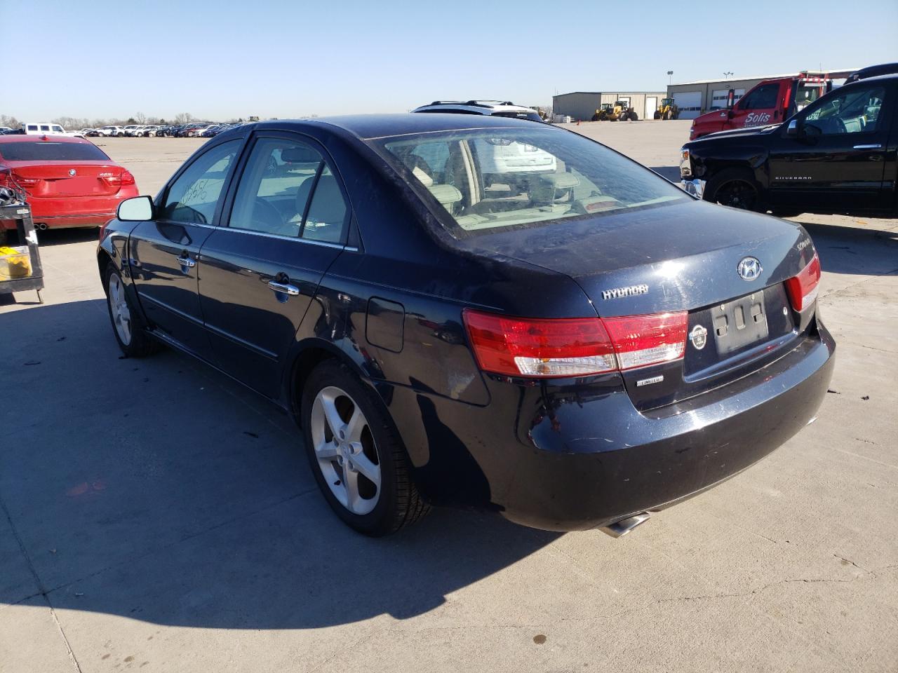 Photo 3 from auction – 2007 HYUNDAI SONATA SE with VIN 5NPEU46F77H186078