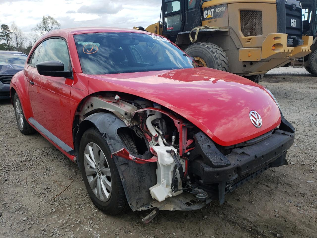 Photo 9 from auction – 2014 VOLKSWAGEN BEETLE with VIN 3VWF17AT6EM641986