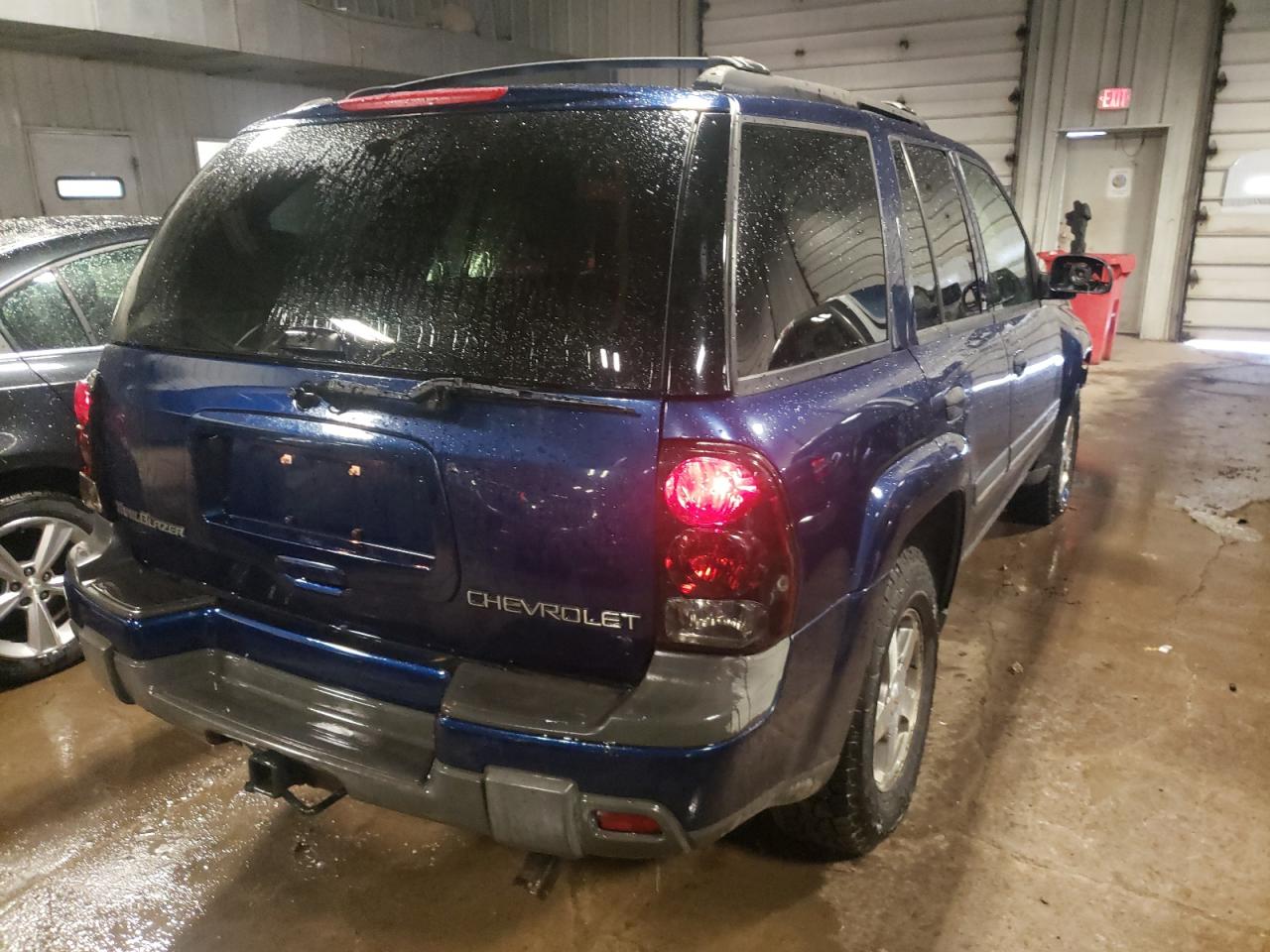 Photo 4 from auction – 2002 CHEVROLET TRAILBLAZE with VIN 1GNDT13S722373692