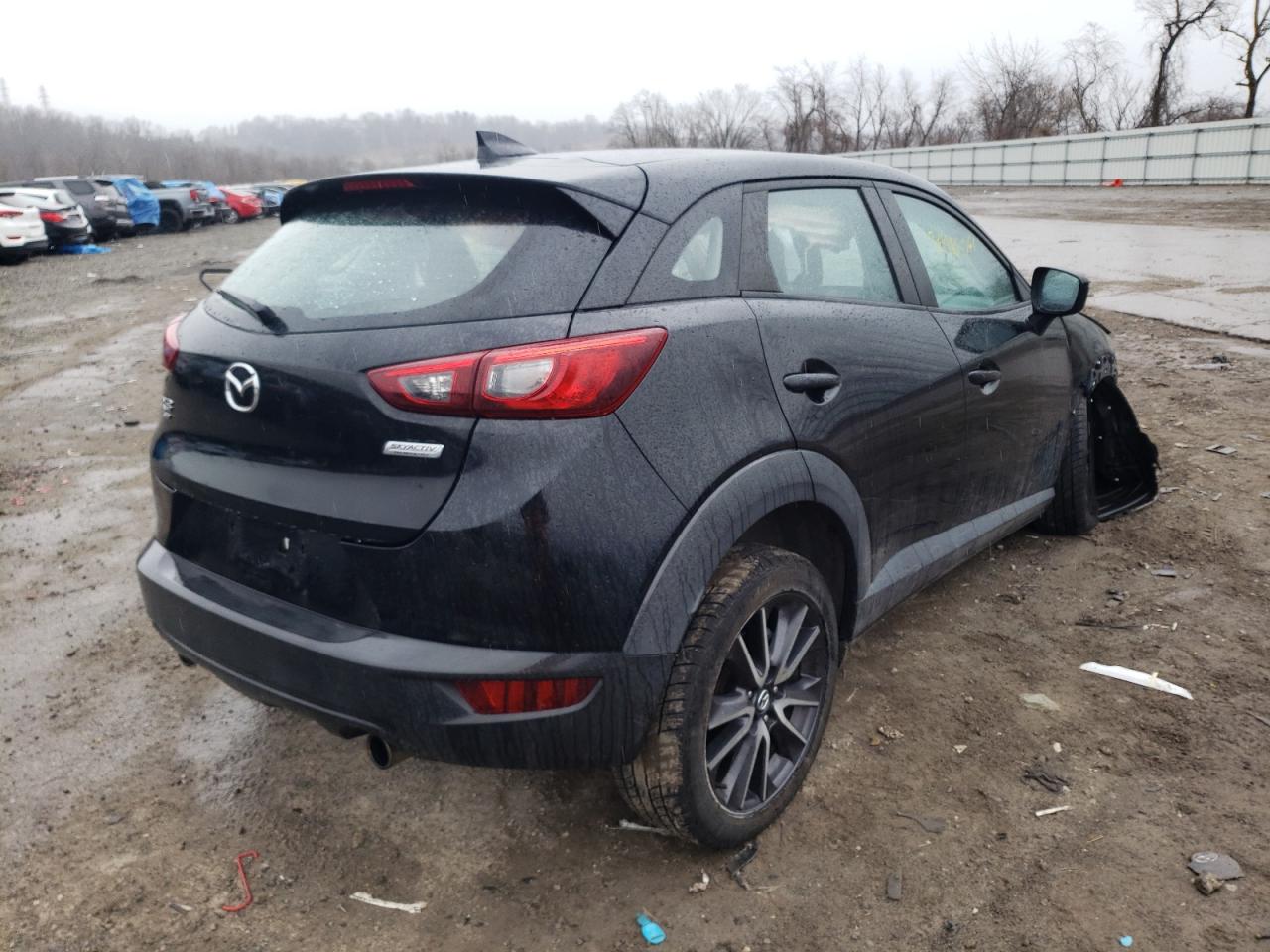 Photo 4 from auction – 2018 MAZDA CX-3 TOURI with VIN JM1DKFC74J1305679
