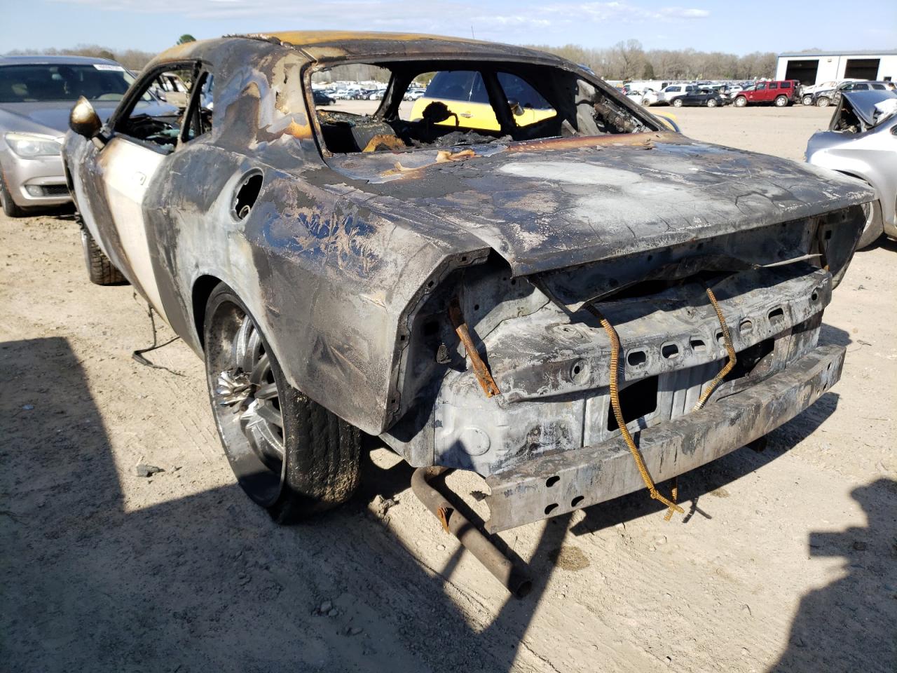 Photo 3 from auction – 2015 DODGE CHALLENGER with VIN 2C3CDZAG2FH719860