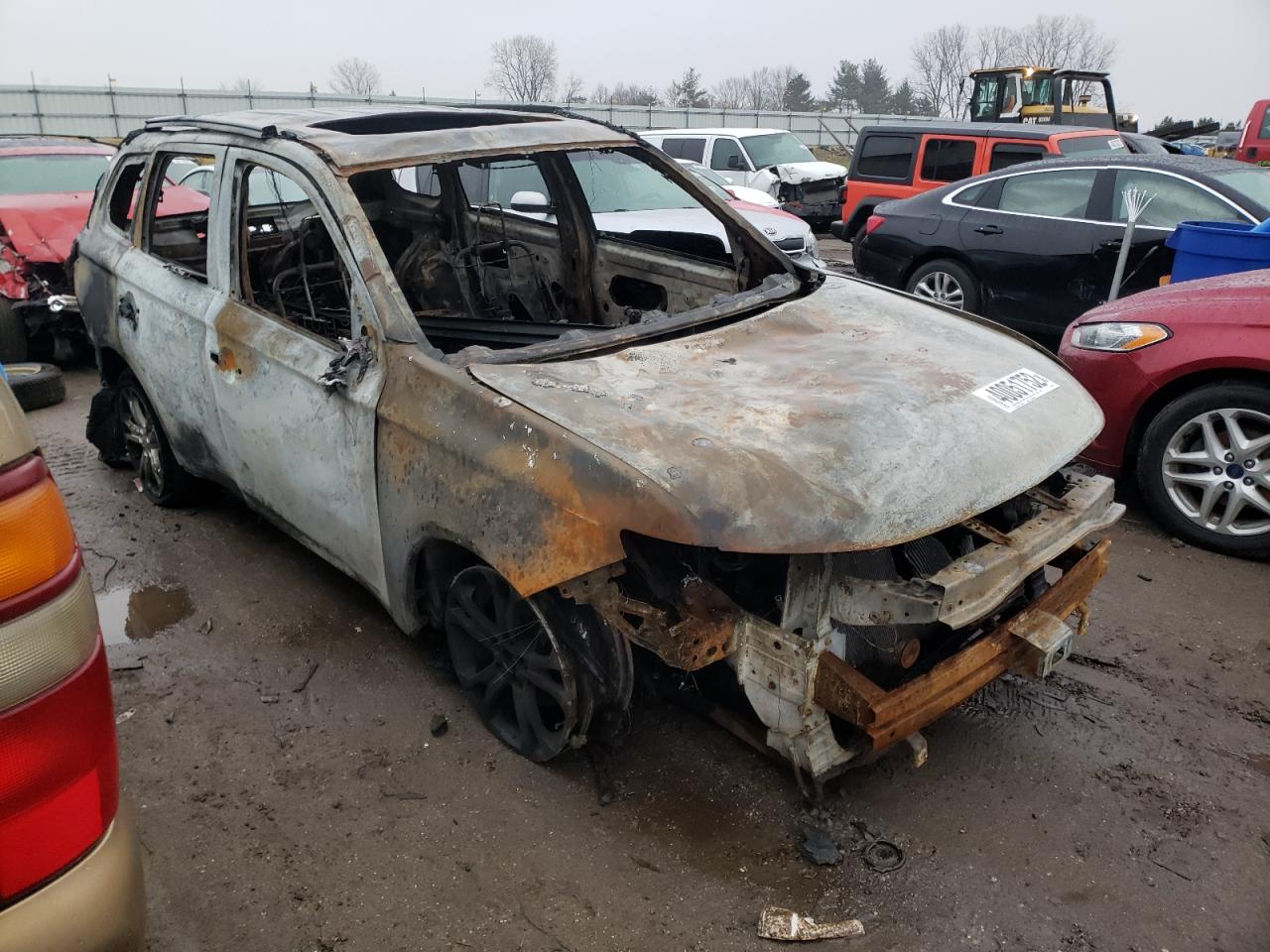 MITSUBISHI OUTLANDER 2015 with VIN JA4AZ3A37FZ002640 - Photo from auction