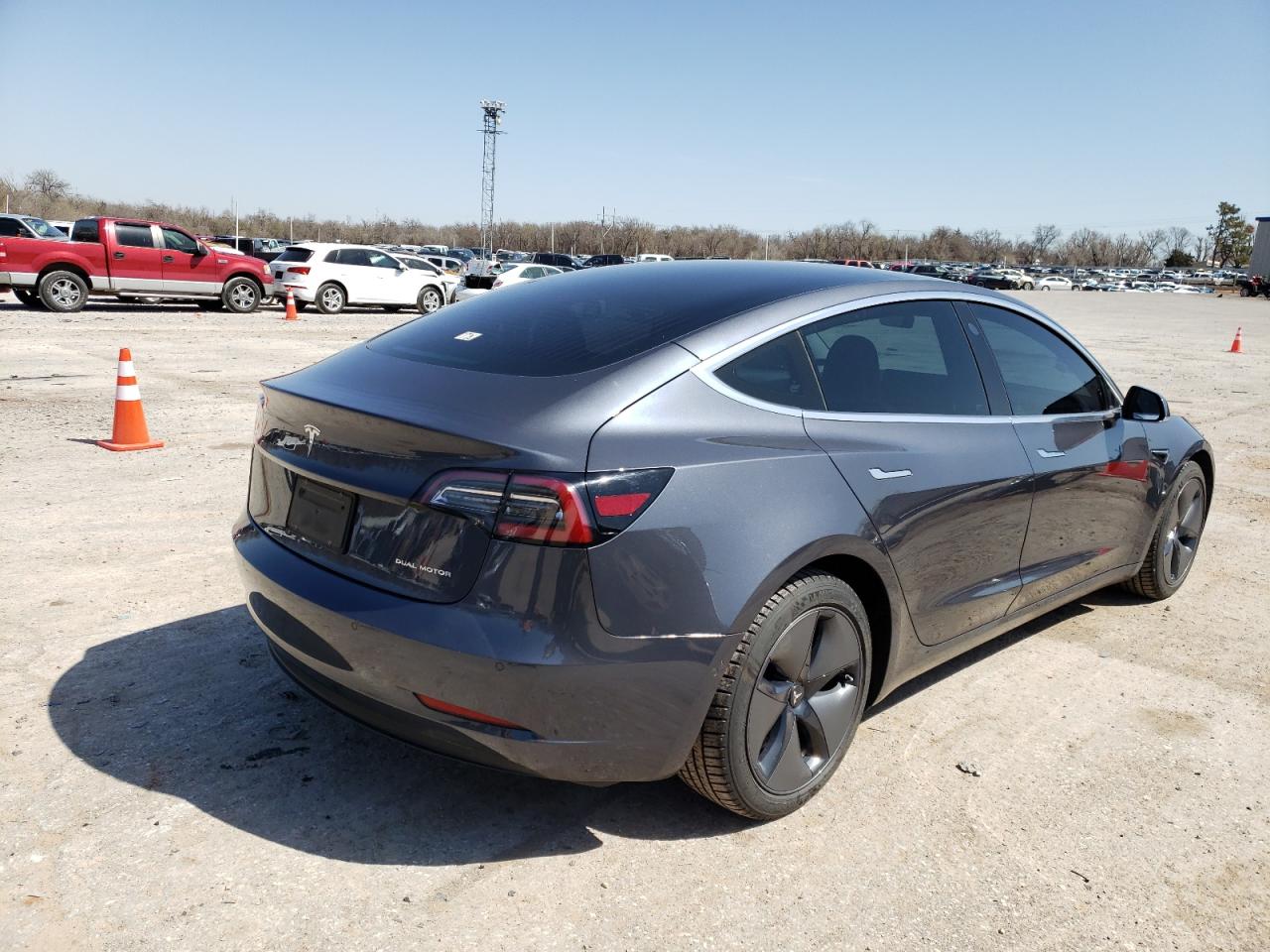 Photo 4 from auction – 2020 TESLA MODEL 3 with VIN 5YJ3E1EB3LF663504